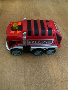 2012 toy state road ripper Garbage truck mini lights sounds moves back/forward